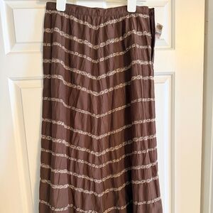 Talbots Ladies Skirt Size 6, brown and cream, NWT